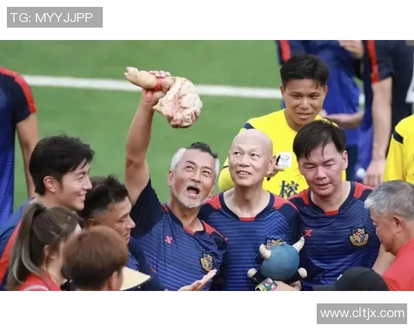 足球明星勇闯圈纸挑战赛展现惊人技巧与团队合作精神